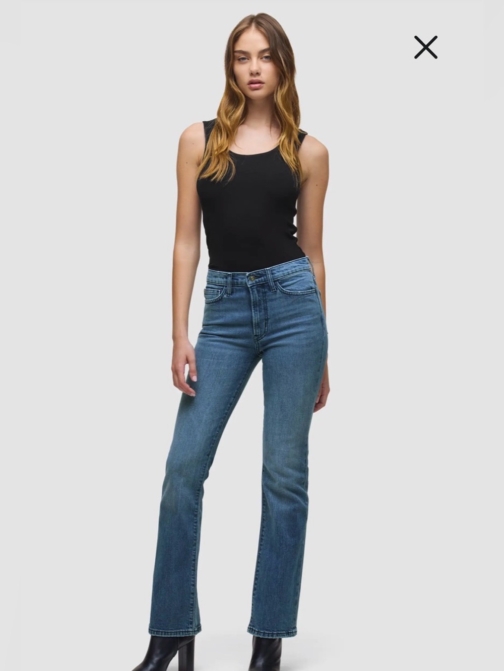 Hudson Jeans Light Blue Denim Mid-Rise Jeans